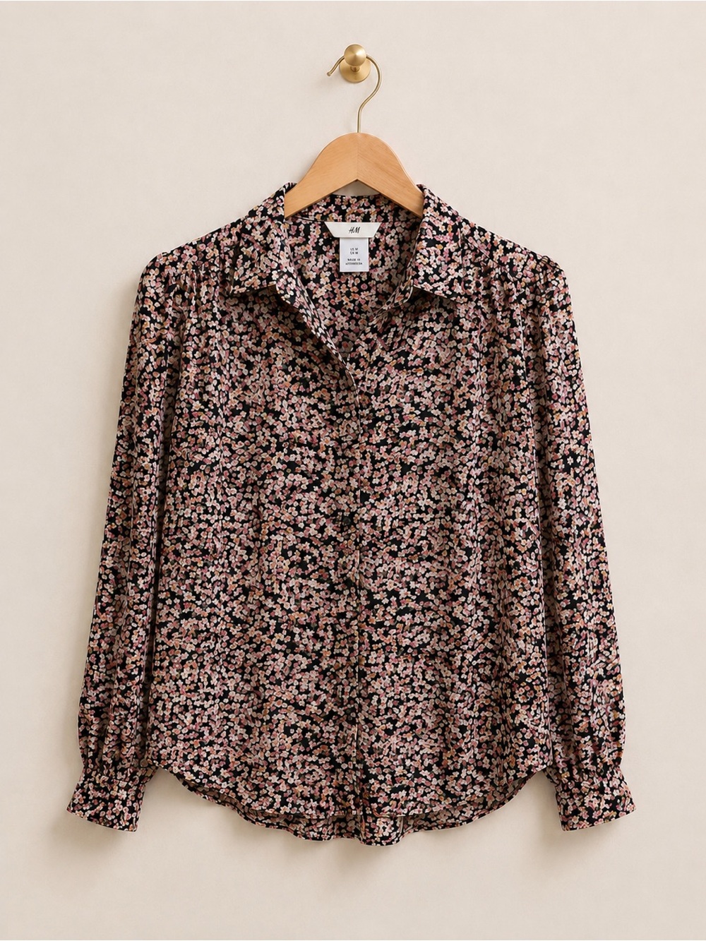 H&M Women’s Medium Floral Button Front Blouse Black Pink Long Sleeve